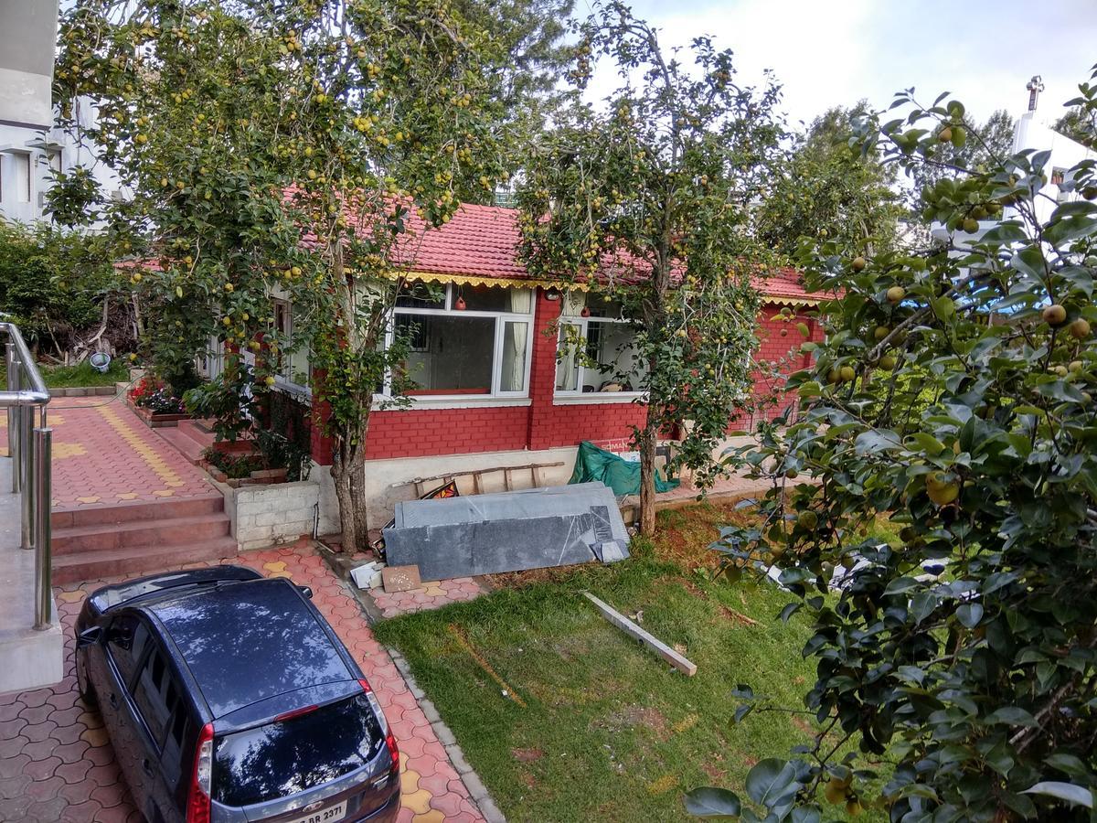 Myspace Holiday Inn Ooty Dış mekan fotoğraf